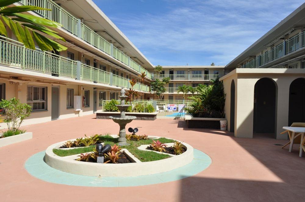 Mai'Ana Airport Plaza Aparthotel Tamuning Exteriör bild