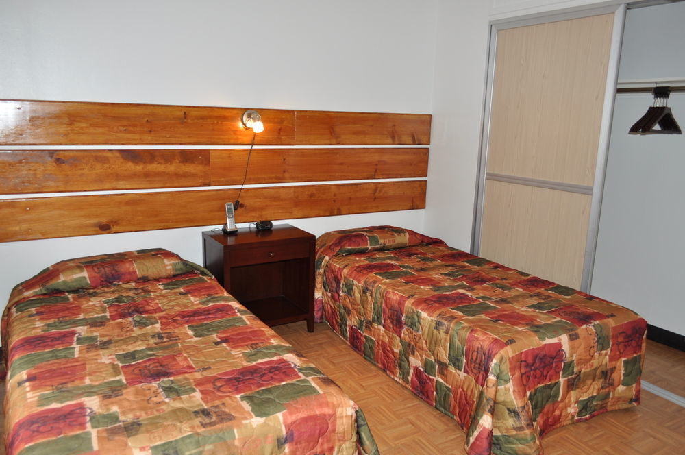 Mai'Ana Airport Plaza Aparthotel Tamuning Exteriör bild