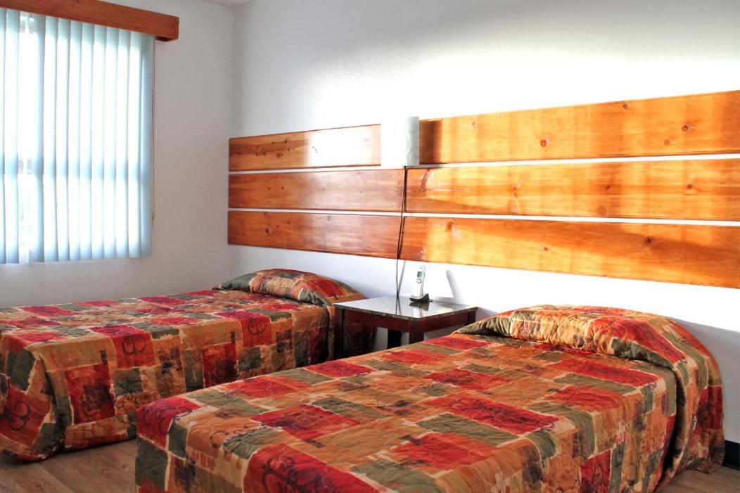 Mai'Ana Airport Plaza Aparthotel Tamuning Exteriör bild